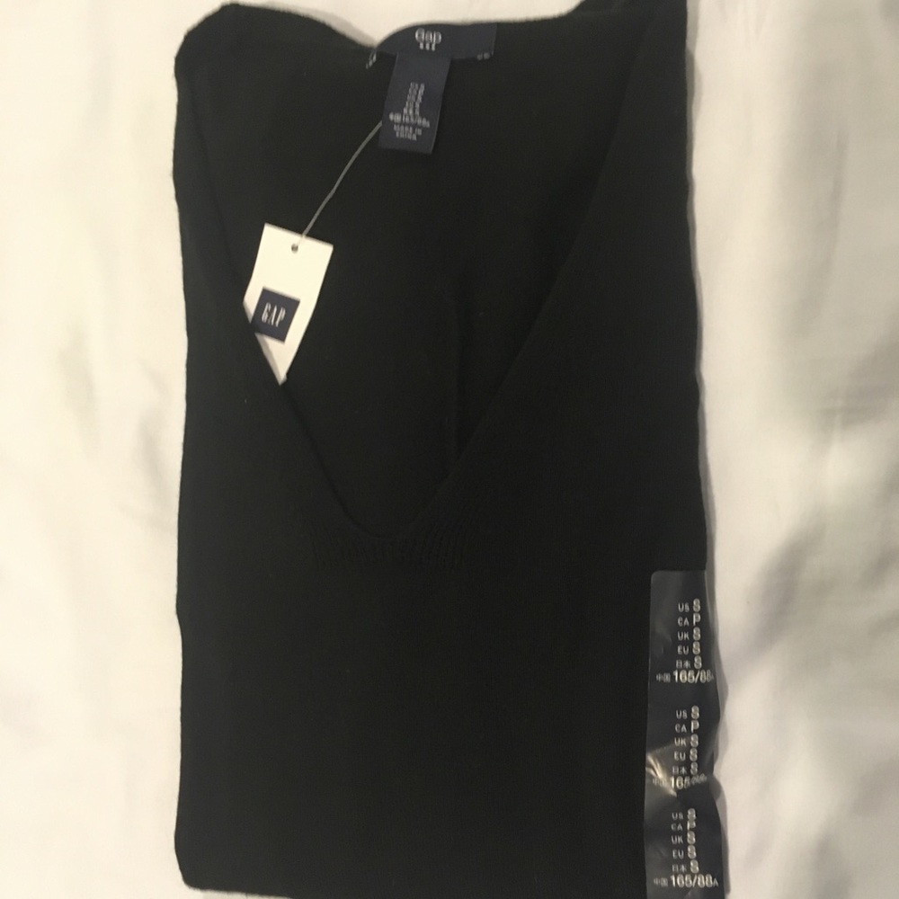 NWT Gap Black Women's Sweater Size S